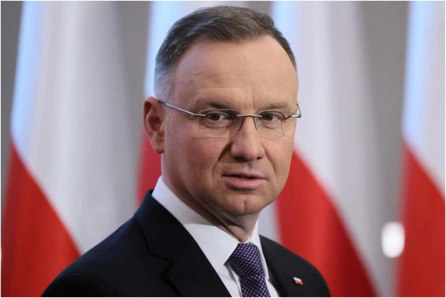 Президент Польши повторно помиловал экс-главу МВД и его заместителя